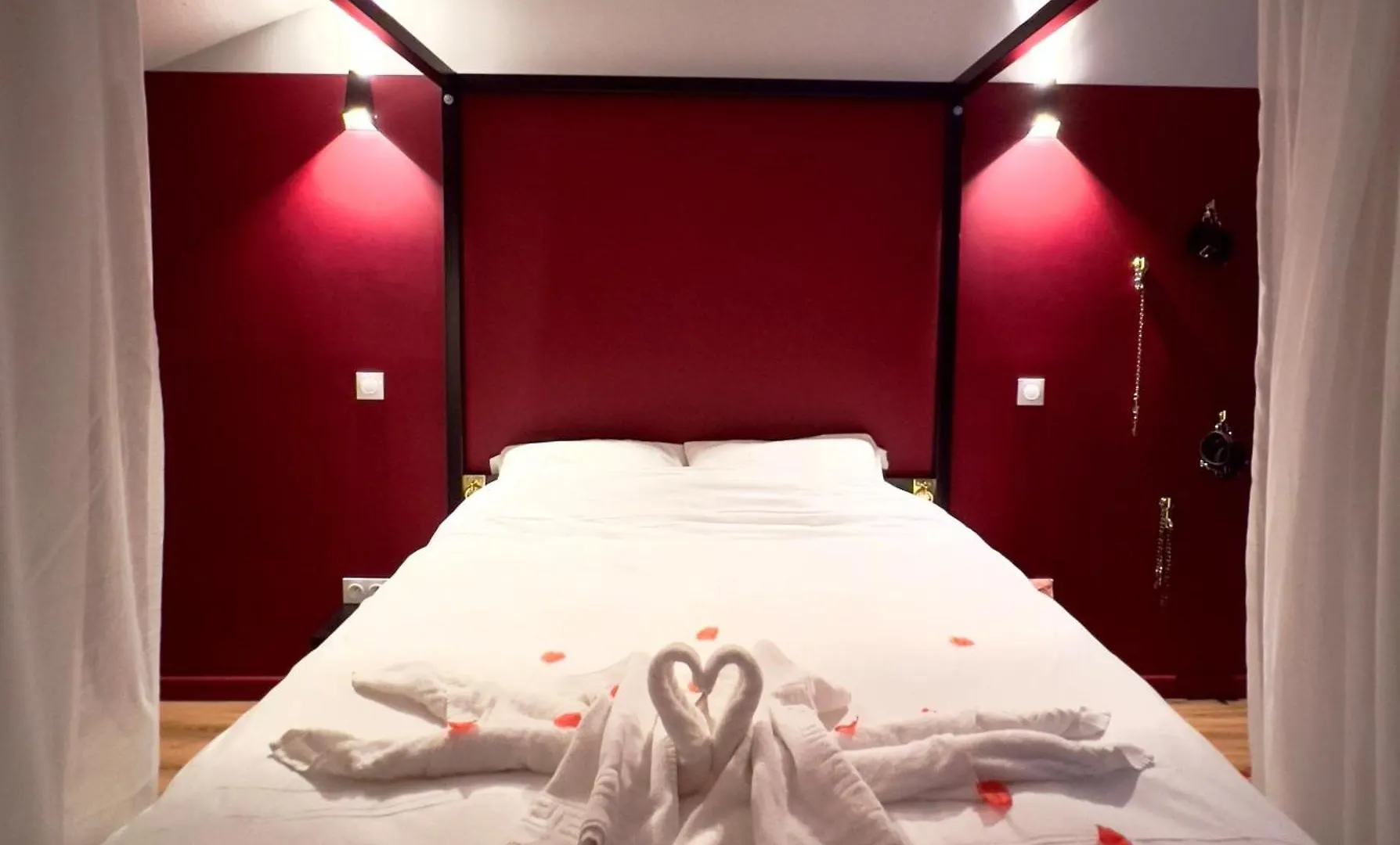 וילה מוארו 50 Nuances D'Amour - Jacuzzi / Massage / Cinema